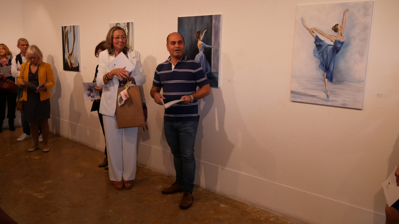 Exposição de pintura de Paula Gago na Galeria Municipal de Corroios