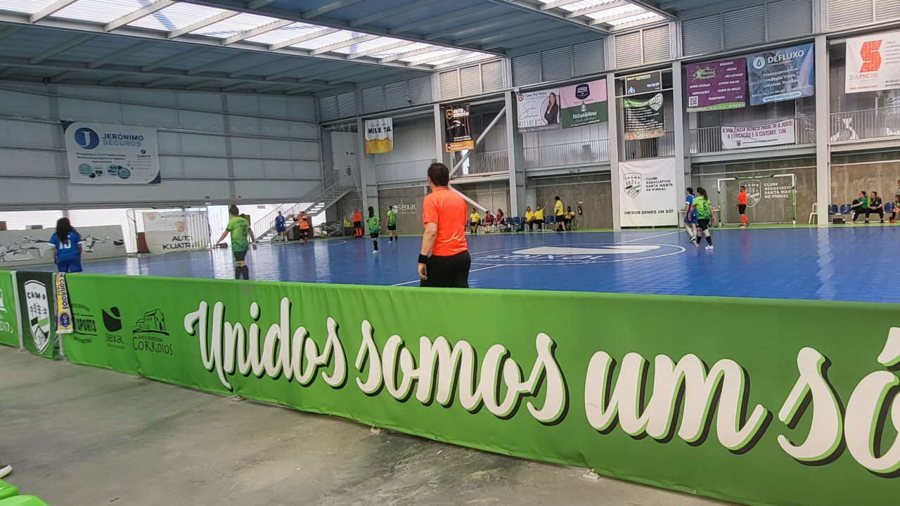 Casa do Povo vence Taça Distrital Seniores em Futsal Feminino