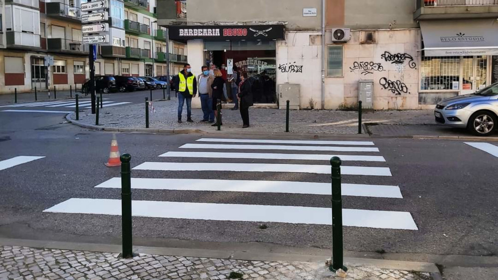 Trabalhos de manutenção na rua Cidade do Porto