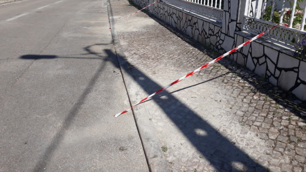 Reparações de calçada na rua Almada Negreiros